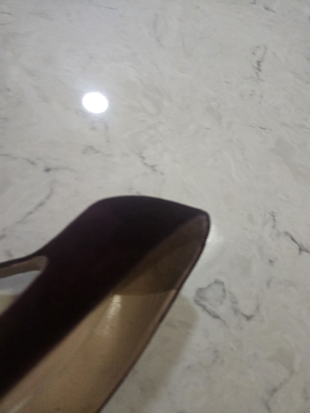 Manolo Blahnik Women's Pointed Suede Pumps in Plum 6.5 - Picture 5 of 14